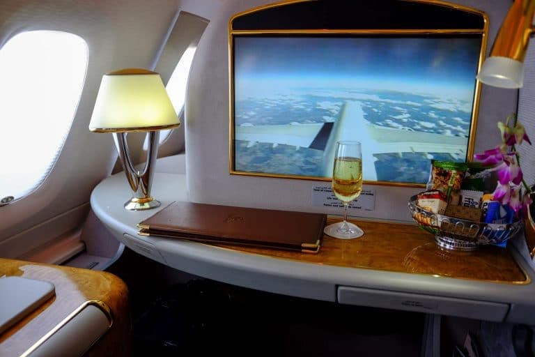 Emirates-First-Class-Suite-A380-24