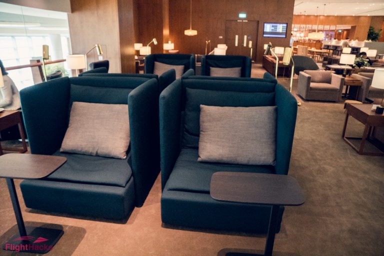 Cathay Pacific Business Class Lounge Singapore Terminal 4 Review (10 of 50)
