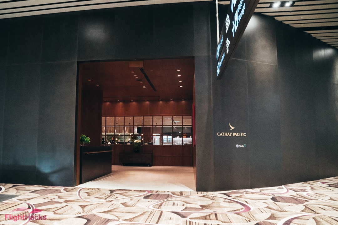 Cathay Pacific Business Class Lounge Singapore T4 Review 1