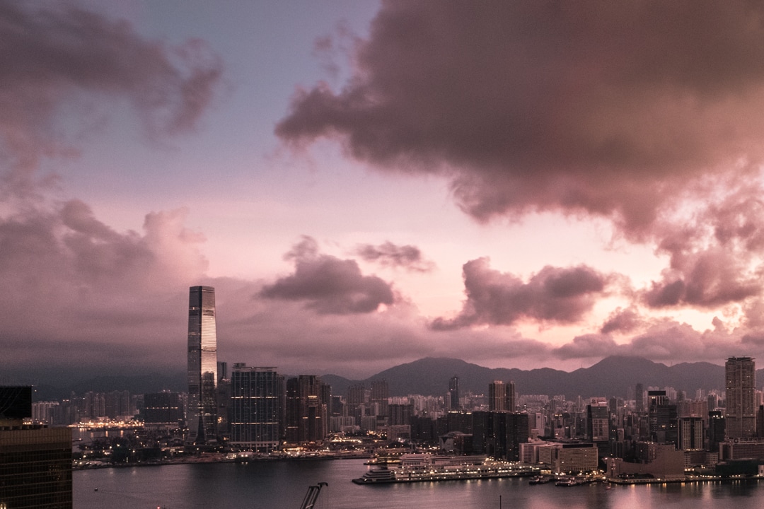 Fly Business Class Australia to Hong Kong For $825 1