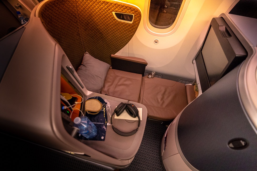 Singapore Airlines 787-10 Business Class Review 15
