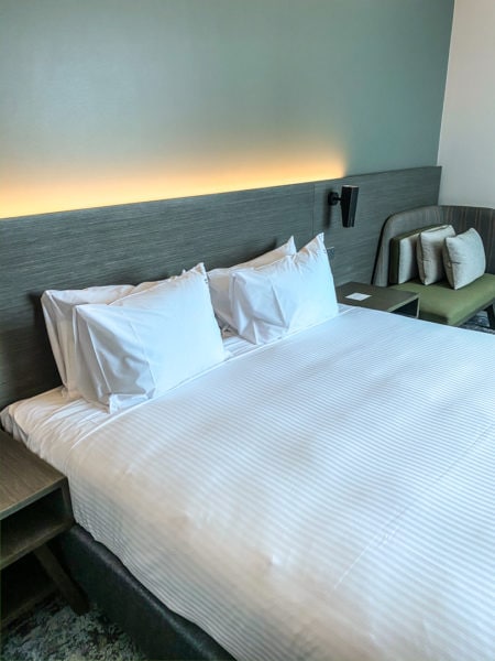 Holiday Inn Express Melbourne Southbank Review 11